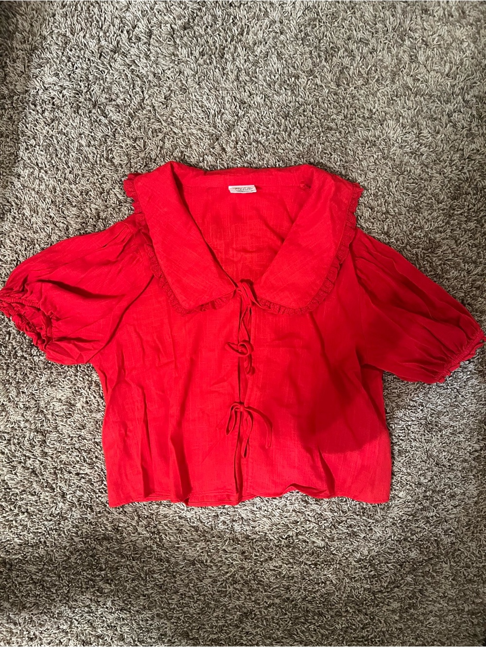 Vintage Peter Pan collar Red Tie-Front Puff Sleeve Top made in USA
